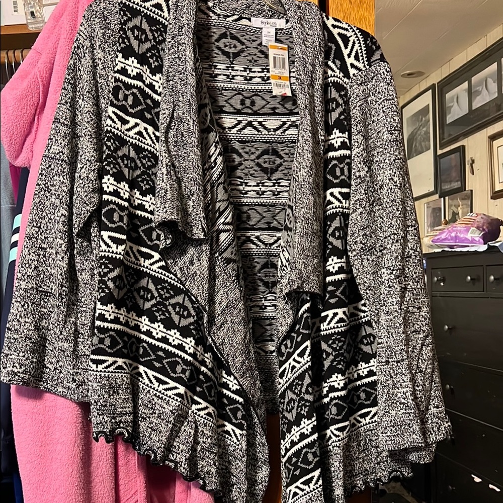 Style & Co Stylish Black and Gray Women's Sweater